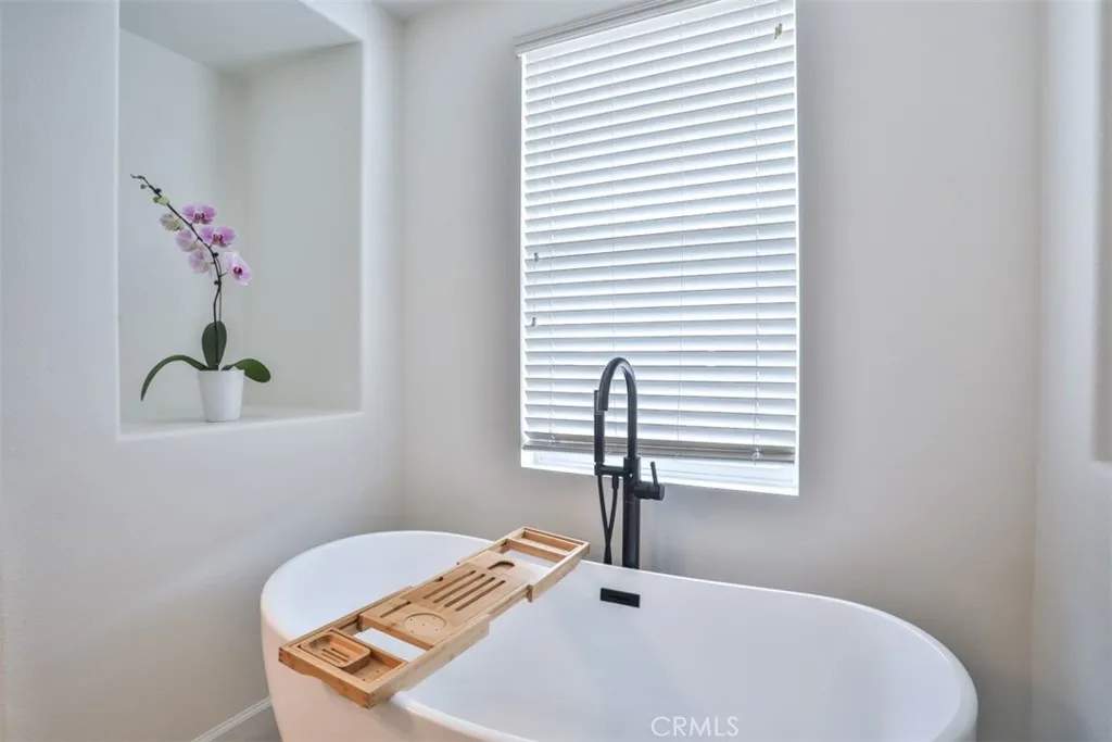 4441 Owens Street 104, Corona, California 92883 home-pic-36