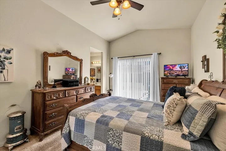 8593 Golden Meadow Drive, Yucca Valley, California 92284