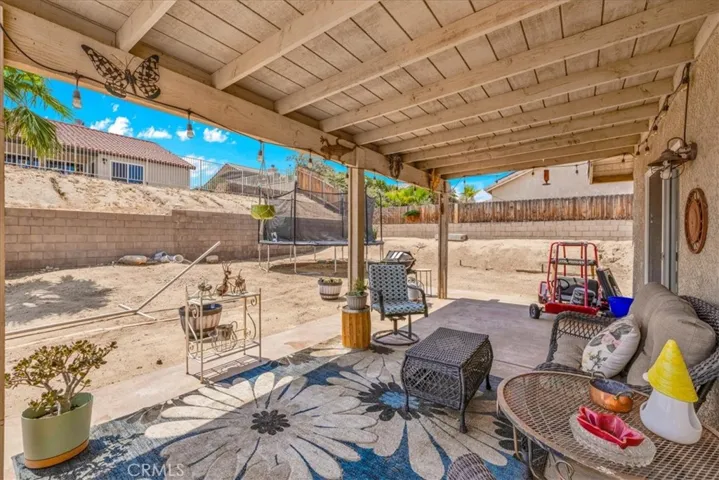 8593 Golden Meadow Drive, Yucca Valley, California 92284