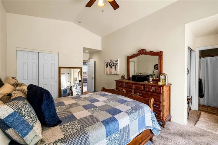 8593 Golden Meadow Drive, Yucca Valley, California 92284