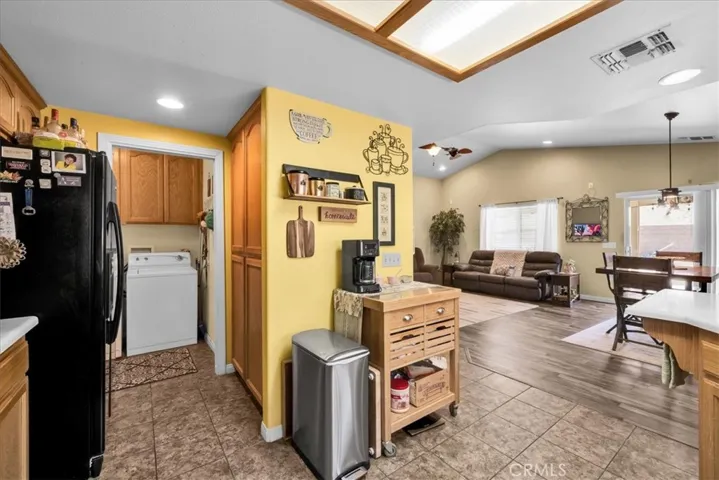 8593 Golden Meadow Drive, Yucca Valley, California 92284