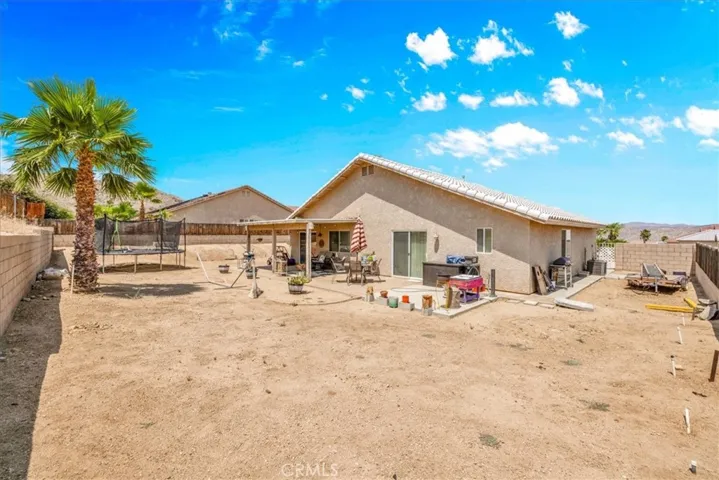 8593 Golden Meadow Drive, Yucca Valley, California 92284