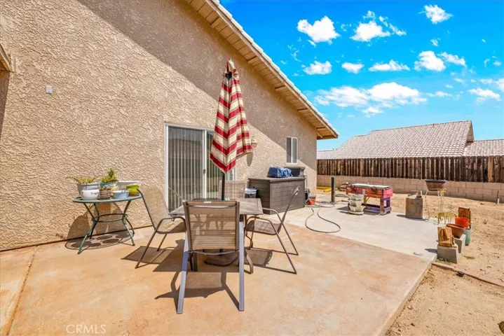 8593 Golden Meadow Drive, Yucca Valley, California 92284