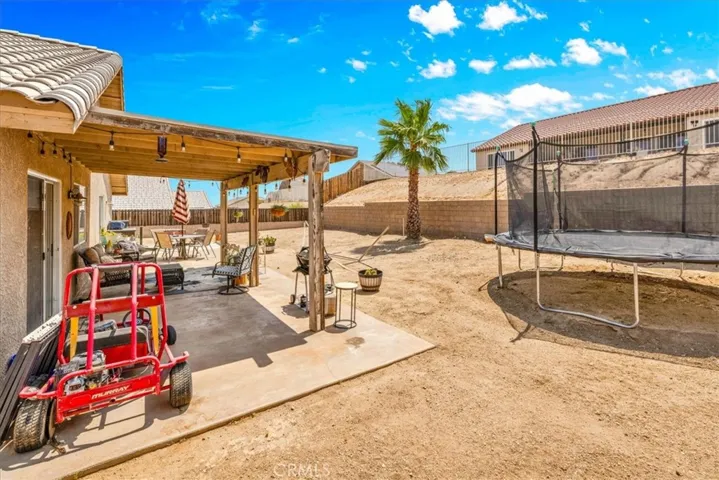 8593 Golden Meadow Drive, Yucca Valley, California 92284