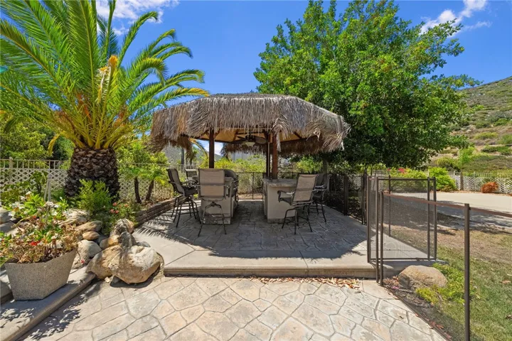 38236 Oak Bluff Lane, Murrieta, California 92562