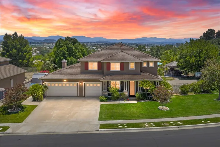 38236 Oak Bluff Lane, Murrieta, California 92562