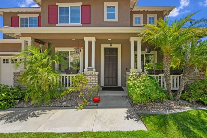 38236 Oak Bluff Lane, Murrieta, California 92562