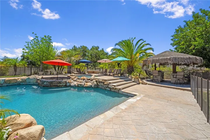 38236 Oak Bluff Lane, Murrieta, California 92562