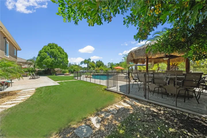 38236 Oak Bluff Lane, Murrieta, California 92562