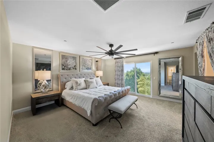 38236 Oak Bluff Lane, Murrieta, California 92562