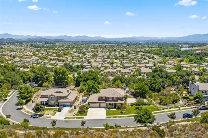 38236 Oak Bluff Lane, Murrieta, California 92562