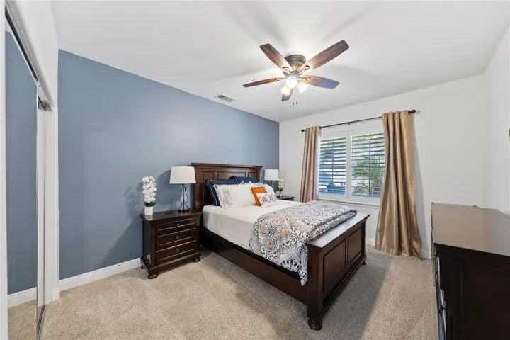 38236 Oak Bluff Lane, Murrieta, California 92562