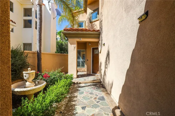 35 Blazewood, Lake Forest, California 92610