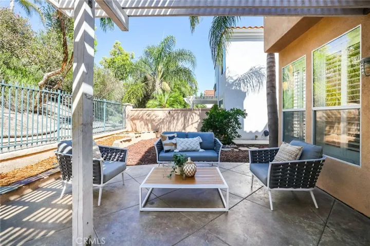 35 Blazewood, Lake Forest, California 92610