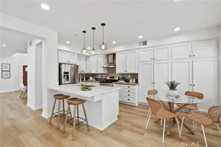 35 Blazewood, Lake Forest, California 92610