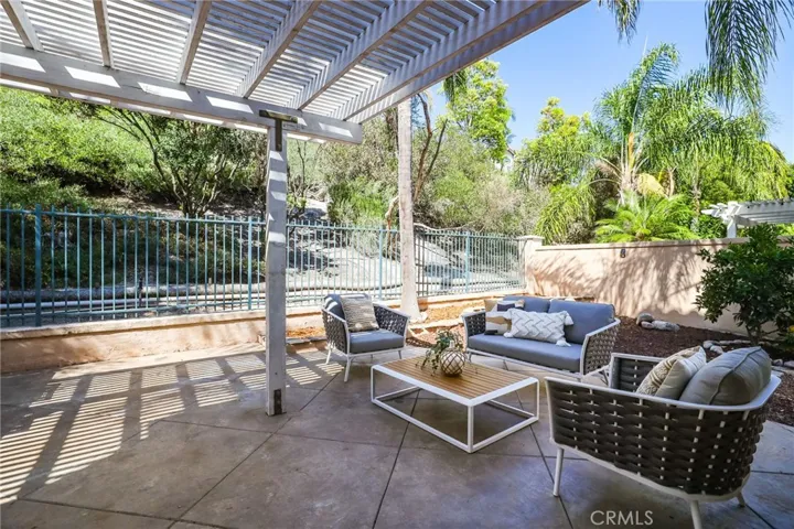 35 Blazewood, Lake Forest, California 92610