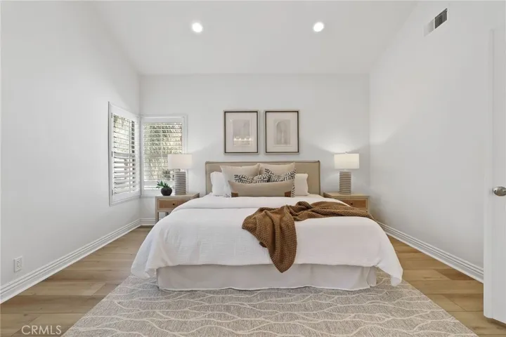 35 Blazewood, Lake Forest, California 92610