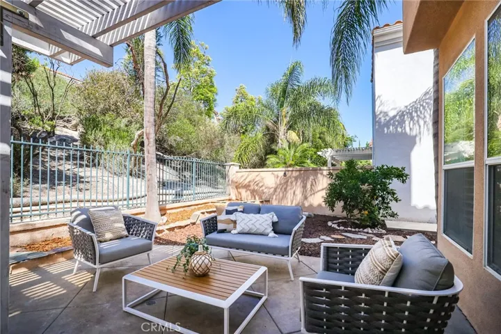35 Blazewood, Lake Forest, California 92610