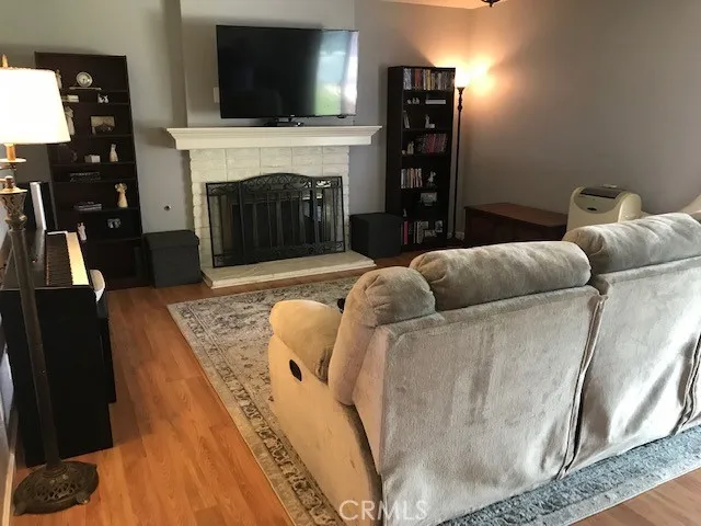 625 Marsh Rondo, Camarillo, California 93010