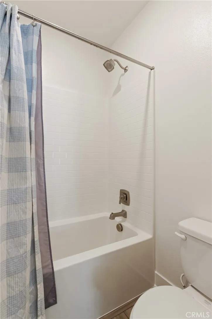 16590 Trailblazer Avenue, Chino, California 91708 home-pic-37