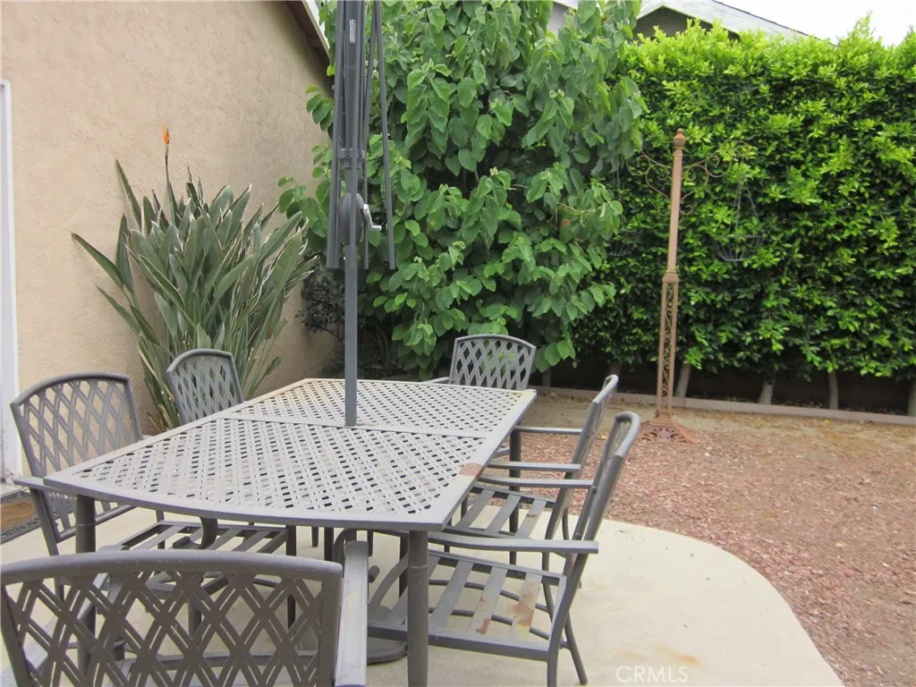 9931 Memory Park Avenue, None, California 91345 home-pic-12