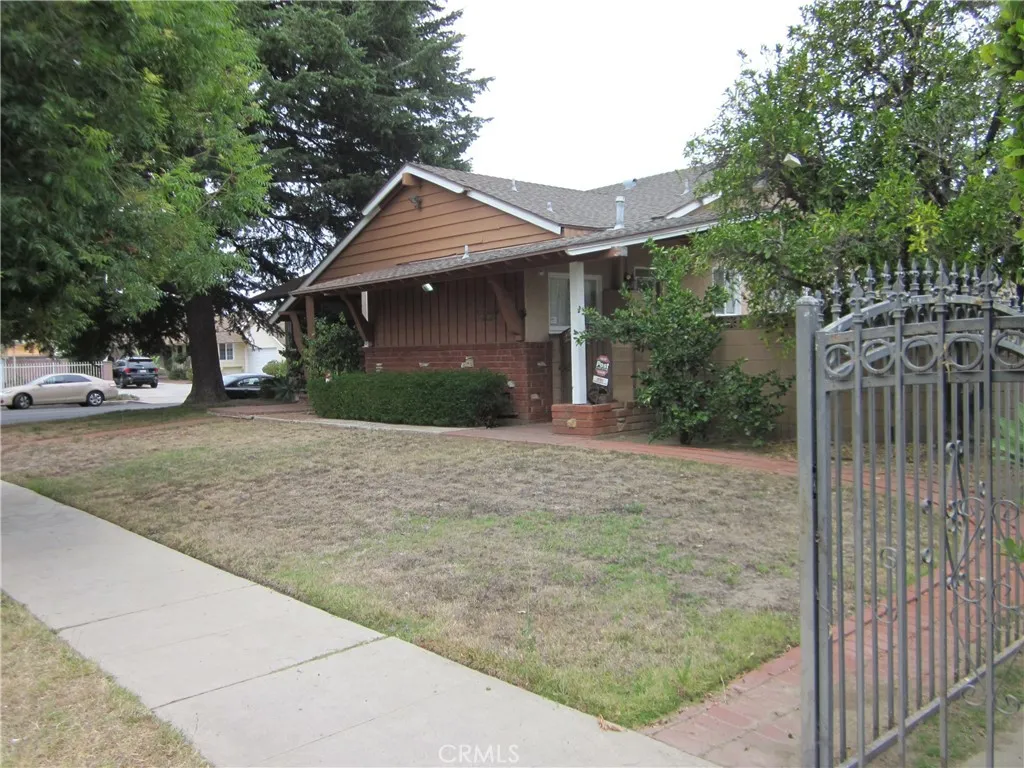 9931 Memory Park Avenue, None, California 91345 home-pic-2
