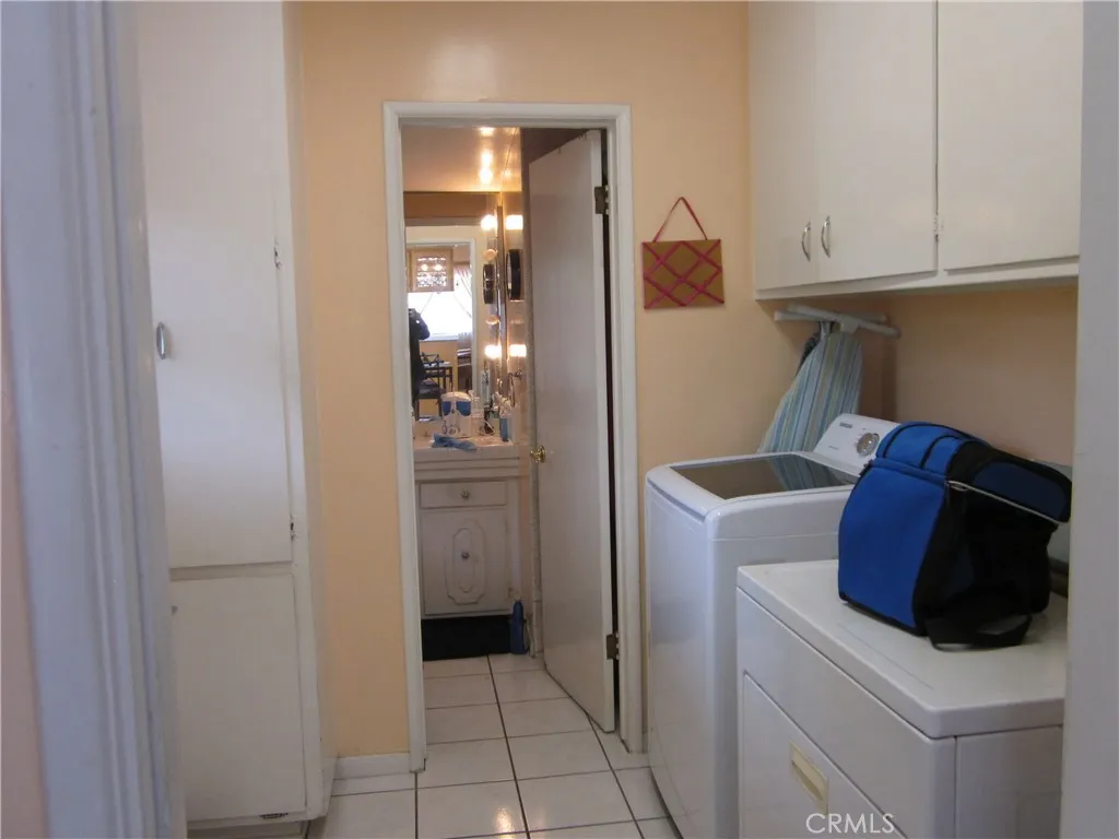 9931 Memory Park Avenue, None, California 91345 home-pic-25