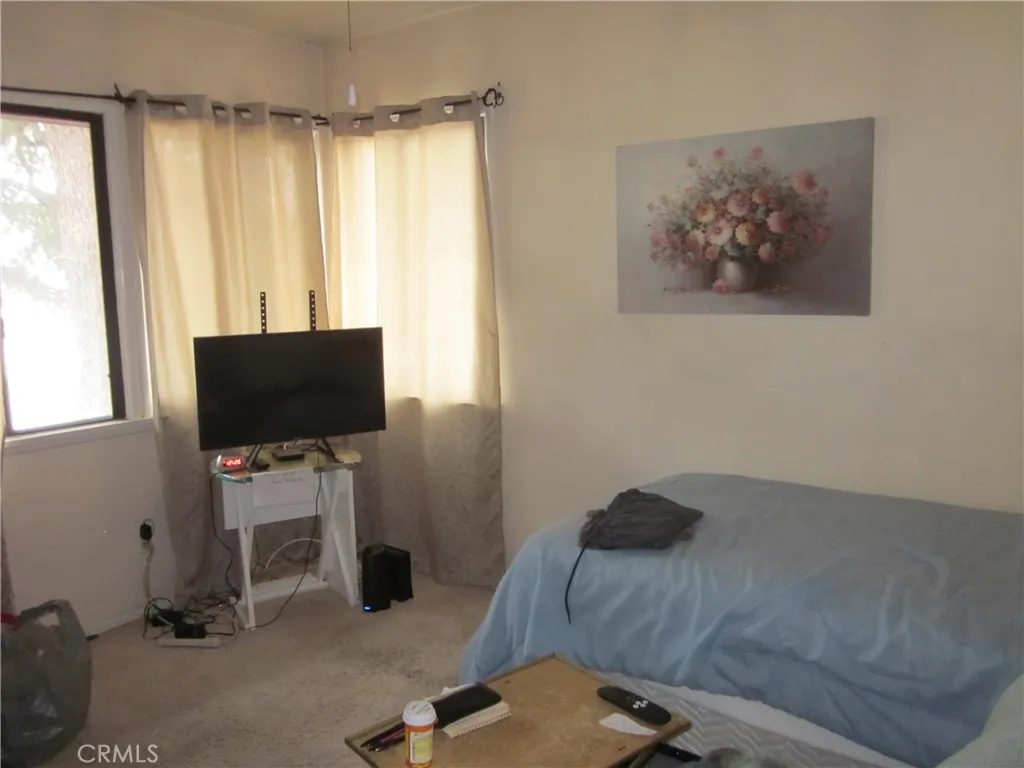 9931 Memory Park Avenue, None, California 91345 home-pic-28