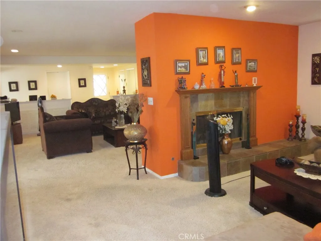 9931 Memory Park Avenue, None, California 91345 home-pic-19