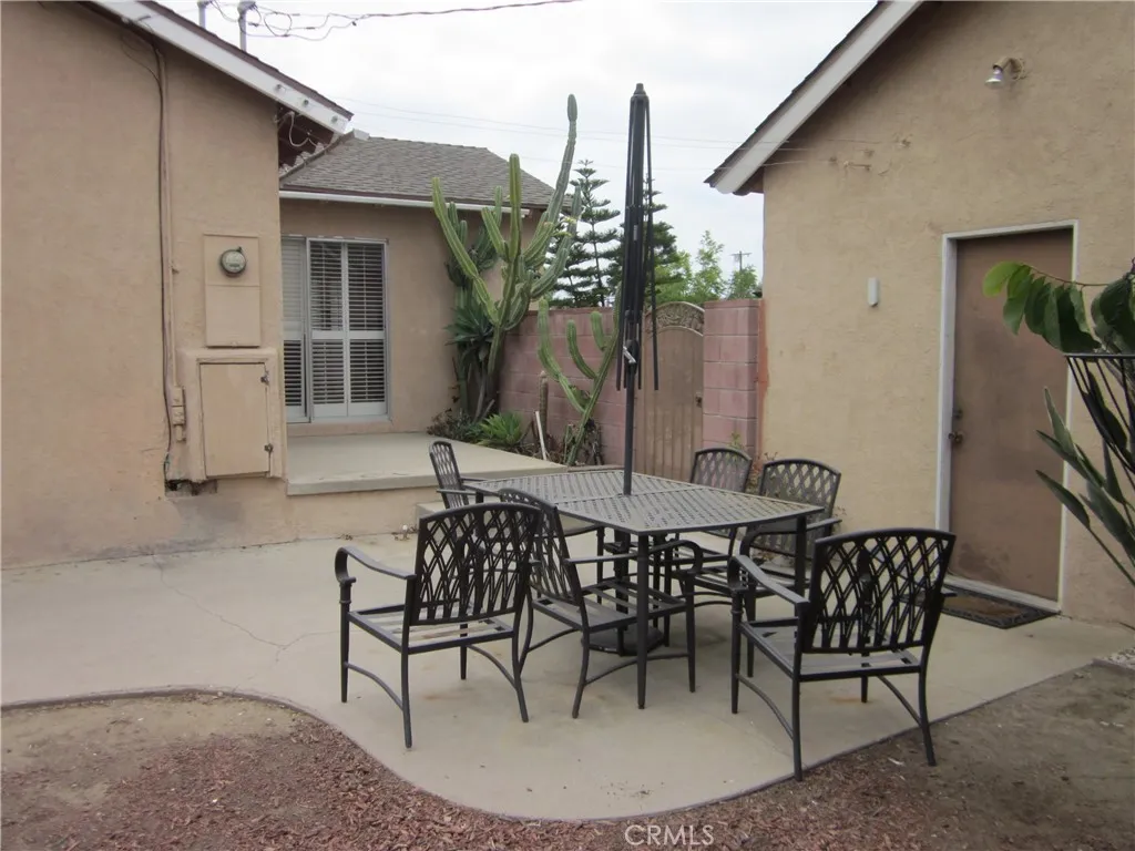 9931 Memory Park Avenue, None, California 91345 home-pic-13