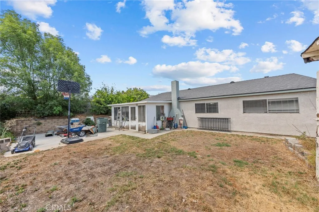 1871 Dawn Ridge Drive, Corona, California 92882 home-pic-12