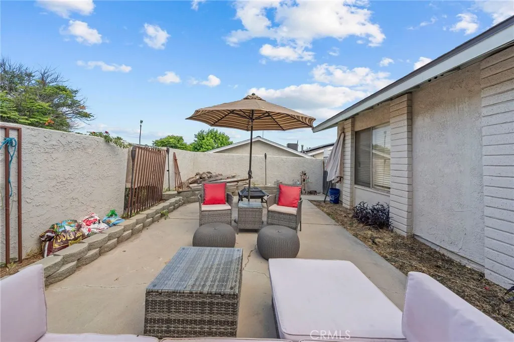 1871 Dawn Ridge Drive, Corona, California 92882 home-pic-13