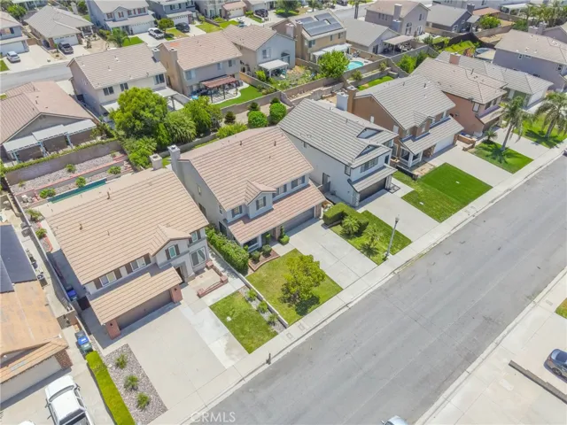Aerial view, front yard