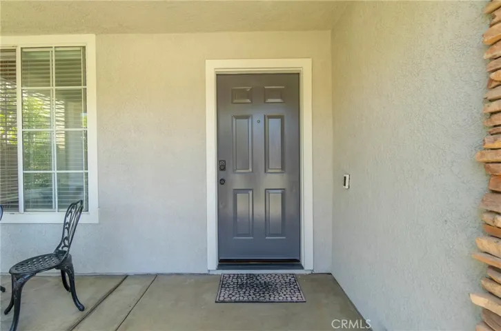Detail of the entryway