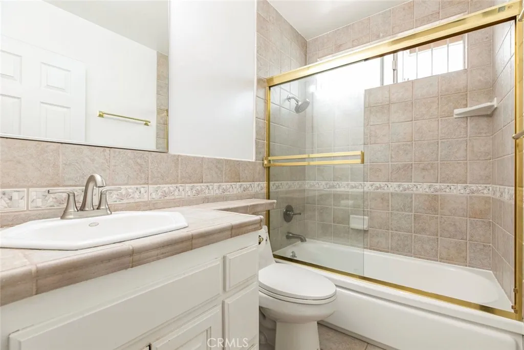 10415 Wish Avenue, Granada Hills, California 91344 home-pic-28