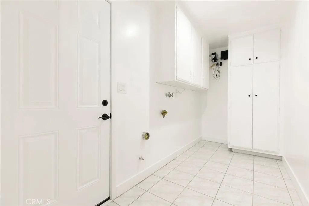 10415 Wish Avenue, Granada Hills, California 91344 home-pic-15