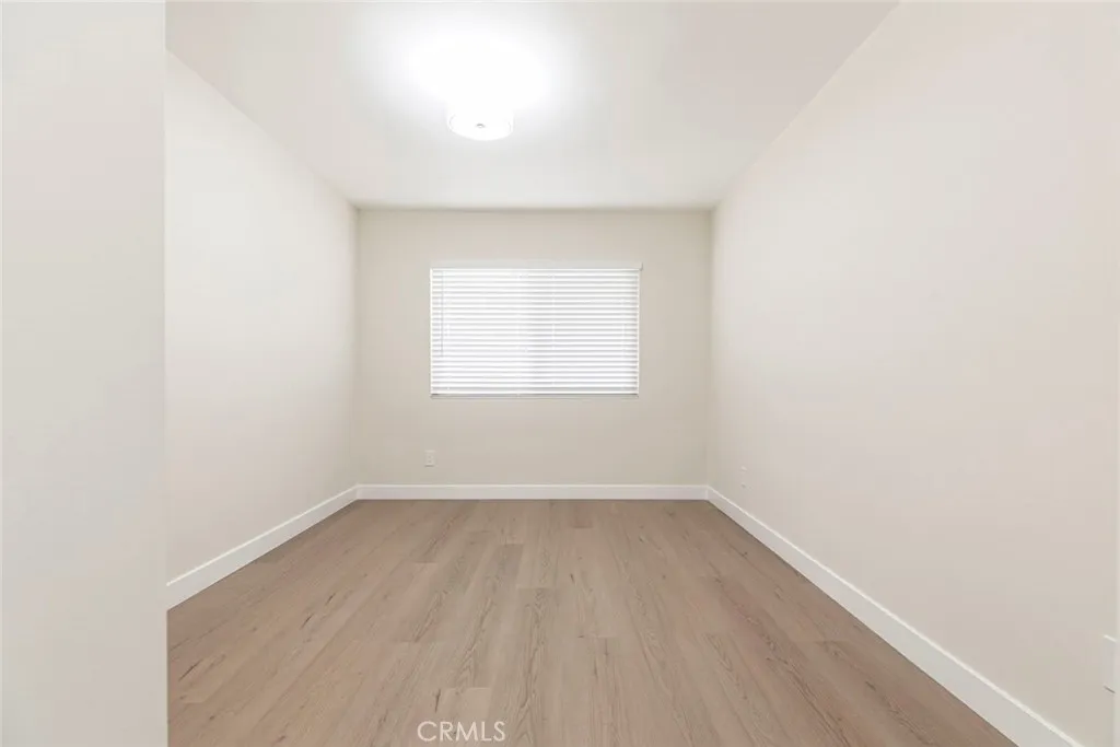 10415 Wish Avenue, Granada Hills, California 91344 home-pic-23