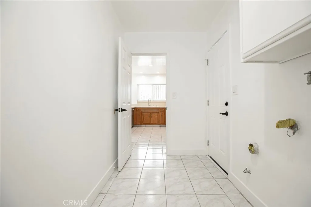 10415 Wish Avenue, Granada Hills, California 91344 home-pic-16