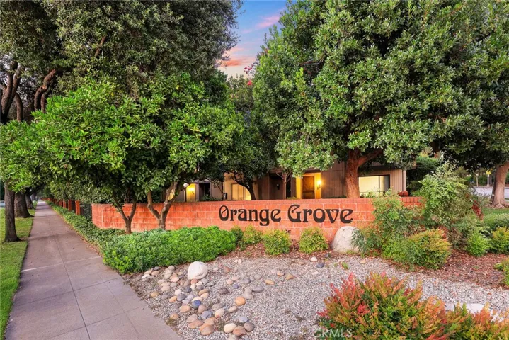 242 N Orange Grove Boulevard, Pasadena, California 91103