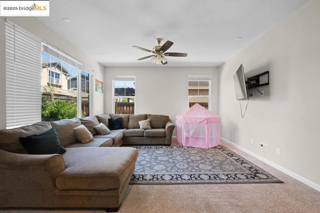 511 Viola Ct, Brentwood, California 94513 home-pic-14