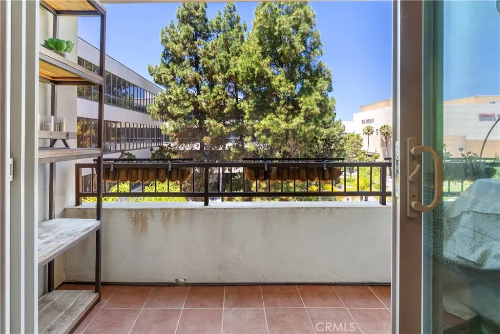 627 Deep Valley Drive P612, Palos Verdes Peninsula, California 90274 home-pic-10