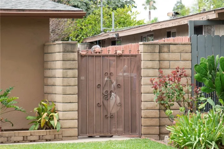 11614 Lochinvar Street, Whittier, California 90606