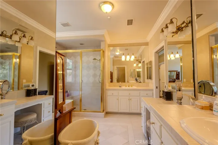 582 N Alta Vista Avenue, Monrovia, California 91016