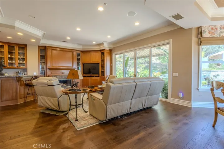 582 N Alta Vista Avenue, Monrovia, California 91016