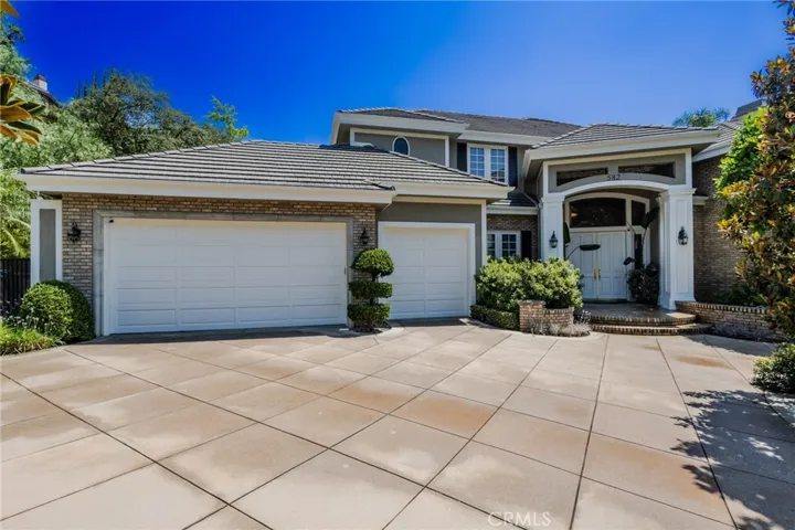 582 N Alta Vista Avenue, Monrovia, California 91016