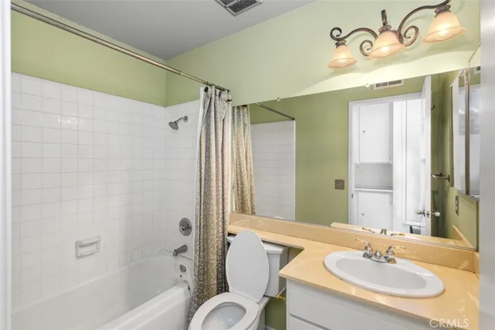 17322 Rosewood, Irvine, California 92612