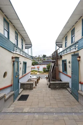 732 3rd Street, Encinitas, California 92024