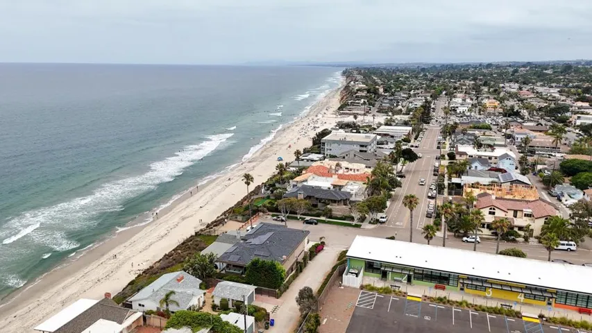 732 3rd Street, Encinitas, California 92024