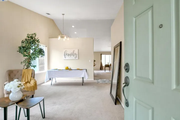 1218 Fetzer Ln, Oakley, California 94561