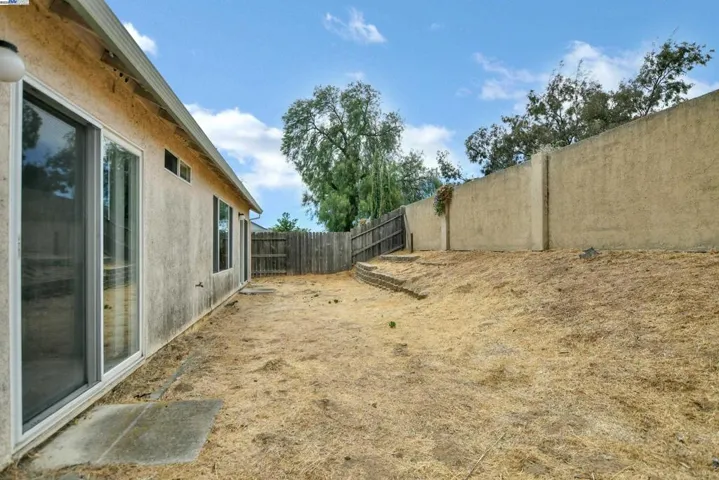 1218 Fetzer Ln, Oakley, California 94561